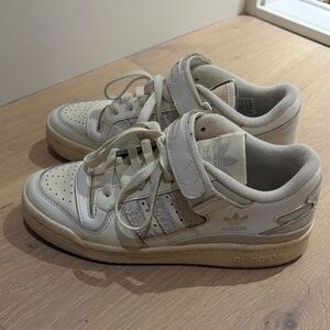 adidas White Forum 84 Low Sneakers